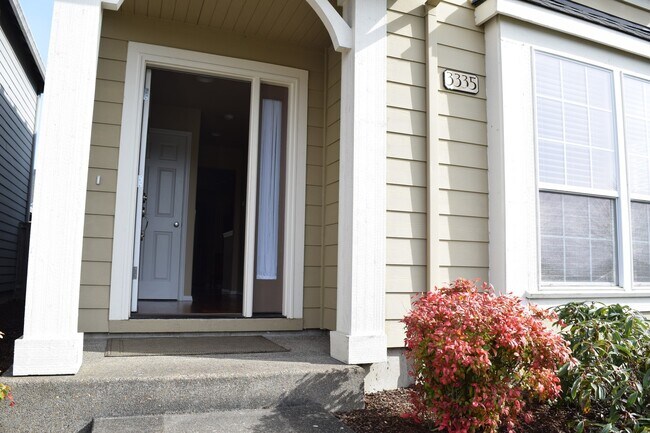 Foto del edificio - 3335 SE Midvale Dr