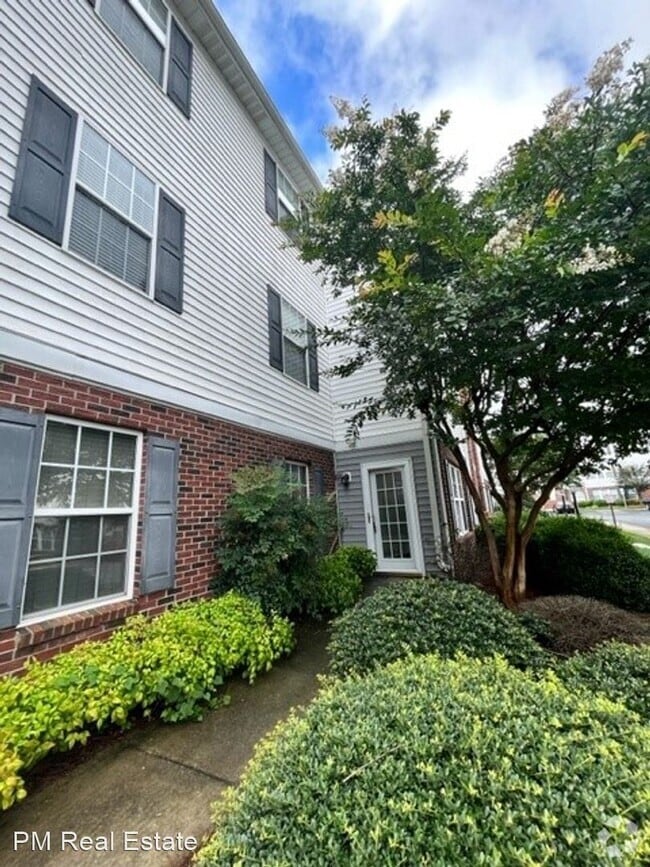 Riverbend Apartments under 3,000 Jamestown, NC 1 Rentals