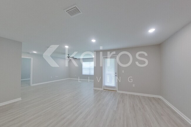 Building Photo - 4804 Malay Cir