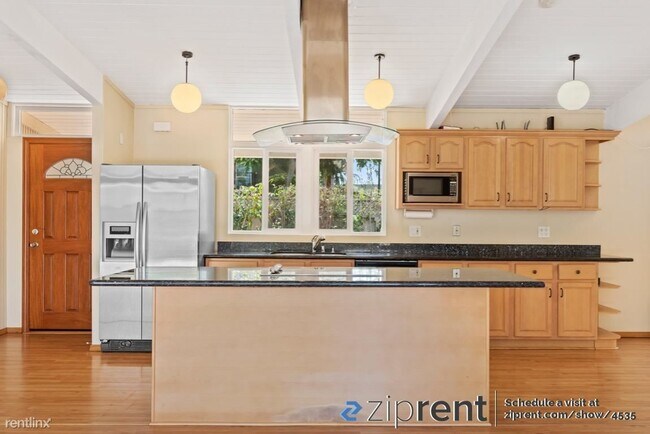Building Photo - 4 br, 2 bath House - 2085 Sandalwood Ct, P...