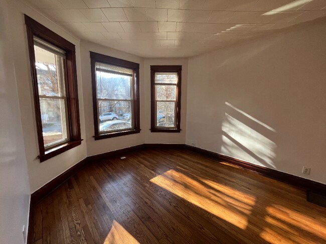 Foto del edificio - 1333 N Avers Ave