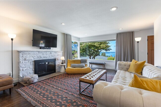 Foto del edificio - 9024 40th Ave SW