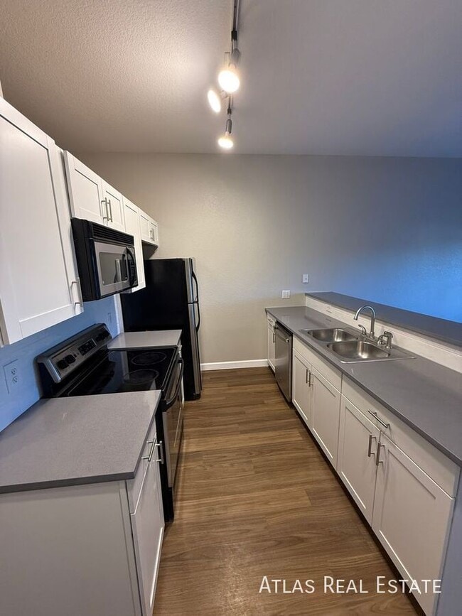 Foto del edificio - 15475 E Andrews Dr