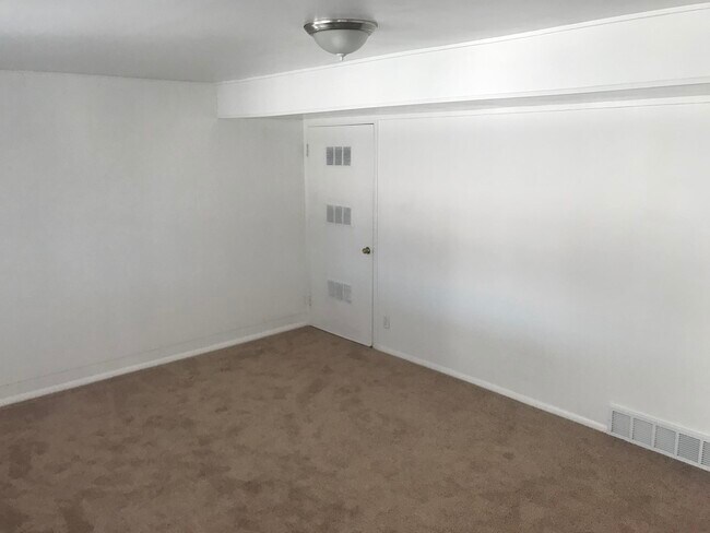 Foto del edificio - 1342-1348-1348 Sudbury Ave