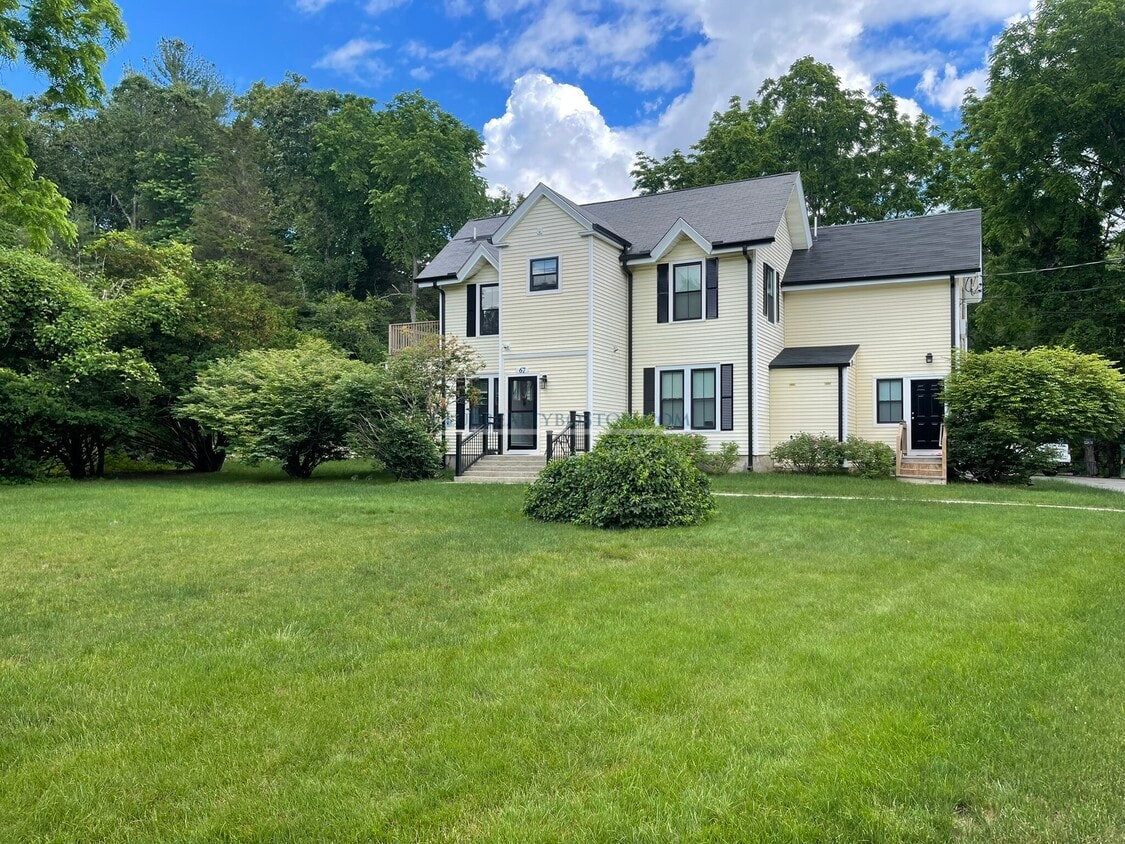 67 Loker St Unit 5, Wayland, MA 01778 Condo for Rent in Wayland, MA