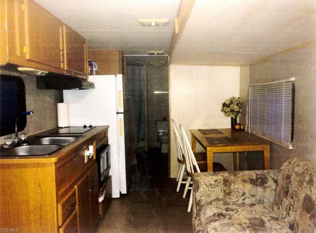 Building Photo - 59244 Claysville Rd