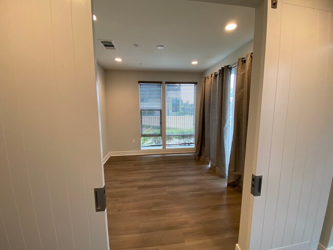 Building Photo - 17 West Condo Complex Superior/17th Streets