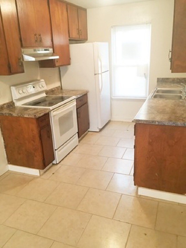 Foto del edificio - 1905 Holmes St