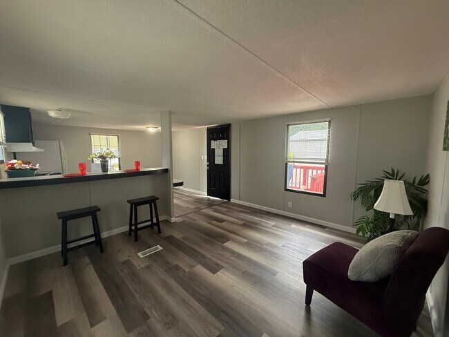 Foto del edificio - 4916 Brown Station Rd