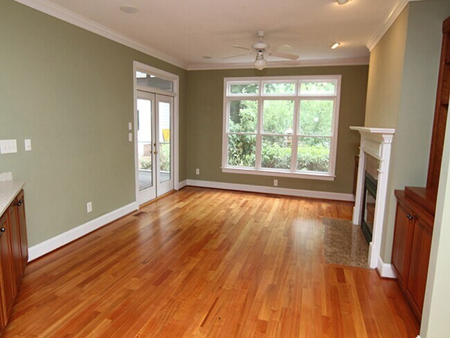 Building Photo - Live Close to Everything That Carrboro Has...
