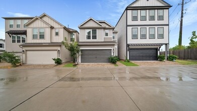 Building Photo - 10507 Marston Vineyard Dr