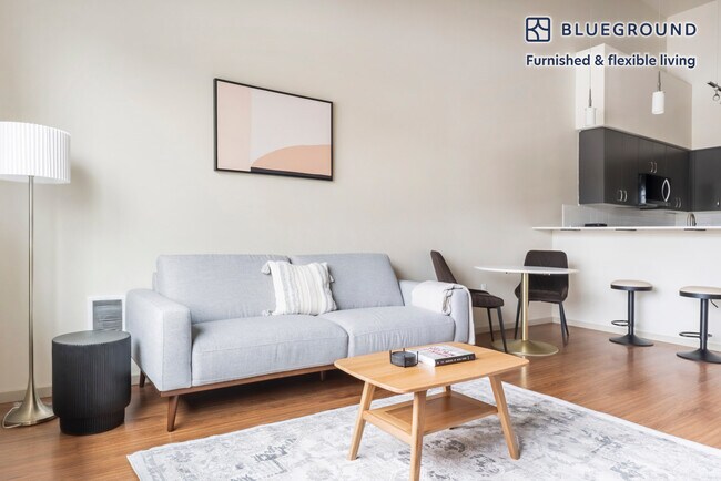 Foto del edificio - 8300 160th Ave NE