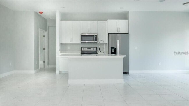 Foto del edificio - 2916 Winlock Ave