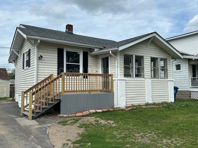 Photo - 855 E Acton Ave House