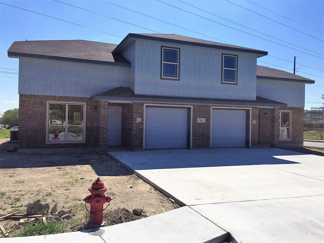 941 Brookview Dr, Copperas Cove, TX 76522 Townhome Rentals in