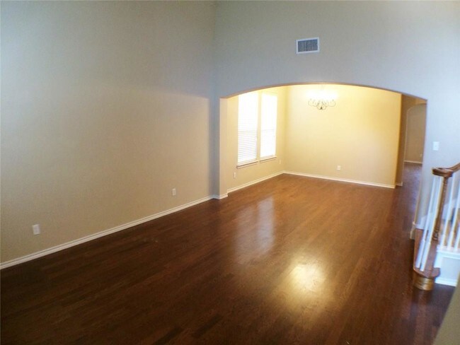 Building Photo - 6906 Shore Breeze Ct