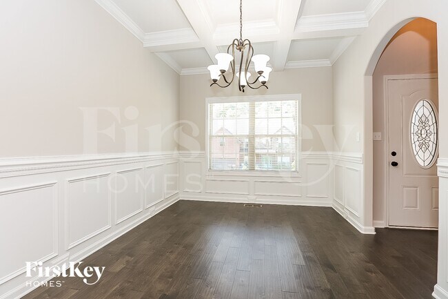 Foto del edificio - 1594 Raven Rd