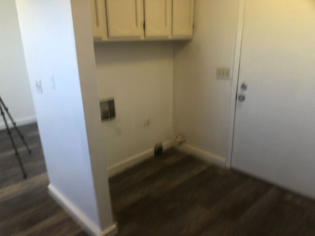 Foto del edificio - 3 br, 2 bath House - 801 11th Street House A