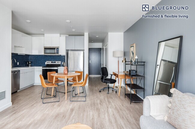 Foto del edificio - 2401 S Jackson St