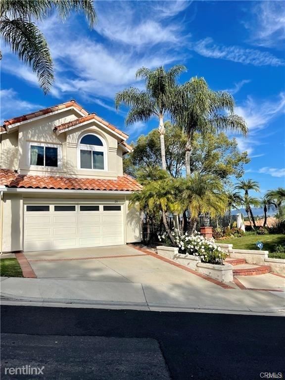 25 Vista Firenze, Laguna Hills, CA 92653 House Rental in Laguna Hills