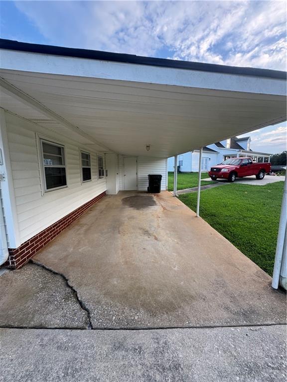 Building Photo - 4620 Woodlane Dr