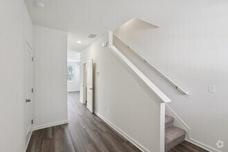 Building Photo - 2524 Coventry St SW