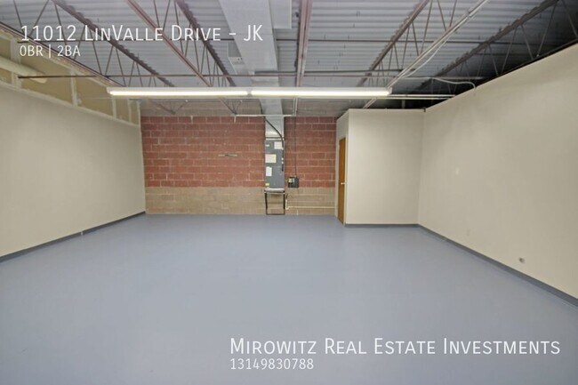 Building Photo - 2,115 sqft South County Office Warehouse f...