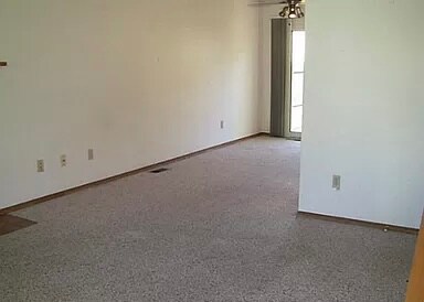 Building Photo - 1272 Soaring Eagle Dr