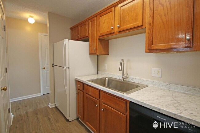 Foto del edificio - 1041 Oriole Ln