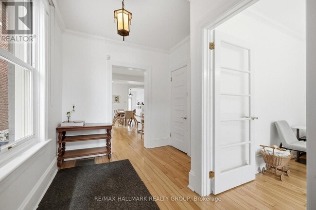 Building Photo - 138 Keefer St