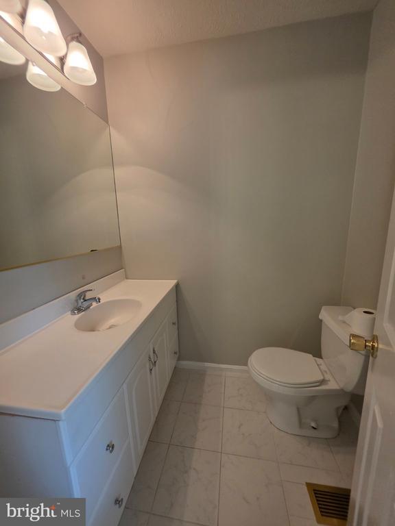 Foto del edificio - 10054 Cotton Mill Ln