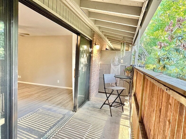 Foto principal - 3942 W Alabama St