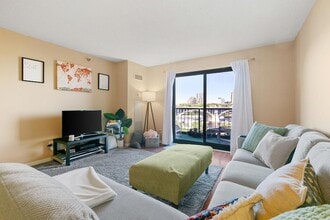 Building Photo - 401 S 1st St