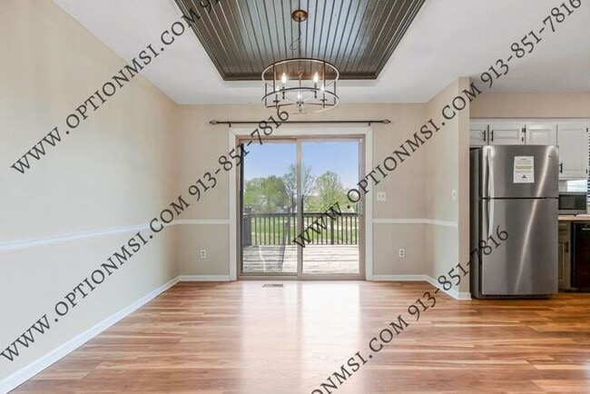 Foto del edificio - Modern Beauty in River Oaks/Grandview
