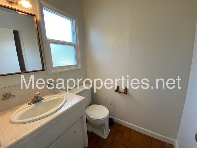 Building Photo - 1276 Bradford Ct