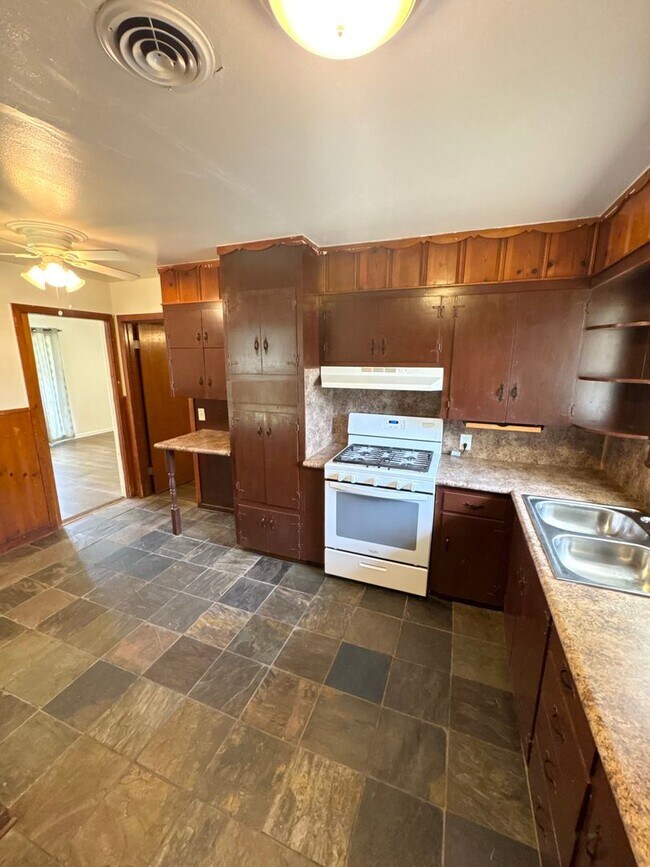 Foto del edificio - Shreveport Home!