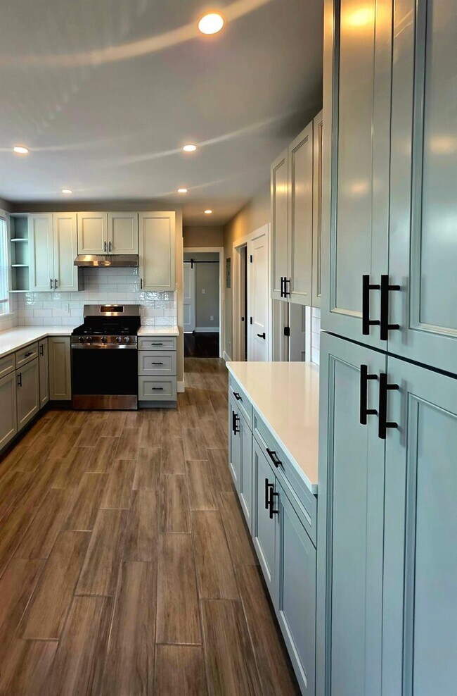 Foto del edificio - 348 Saw Mill River Rd