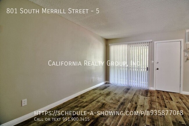 Building Photo - 801 S Merrill St