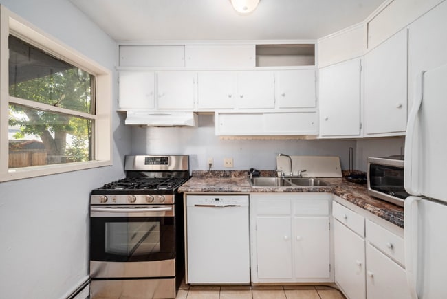 Photo - 4820 E Arizona Ave House