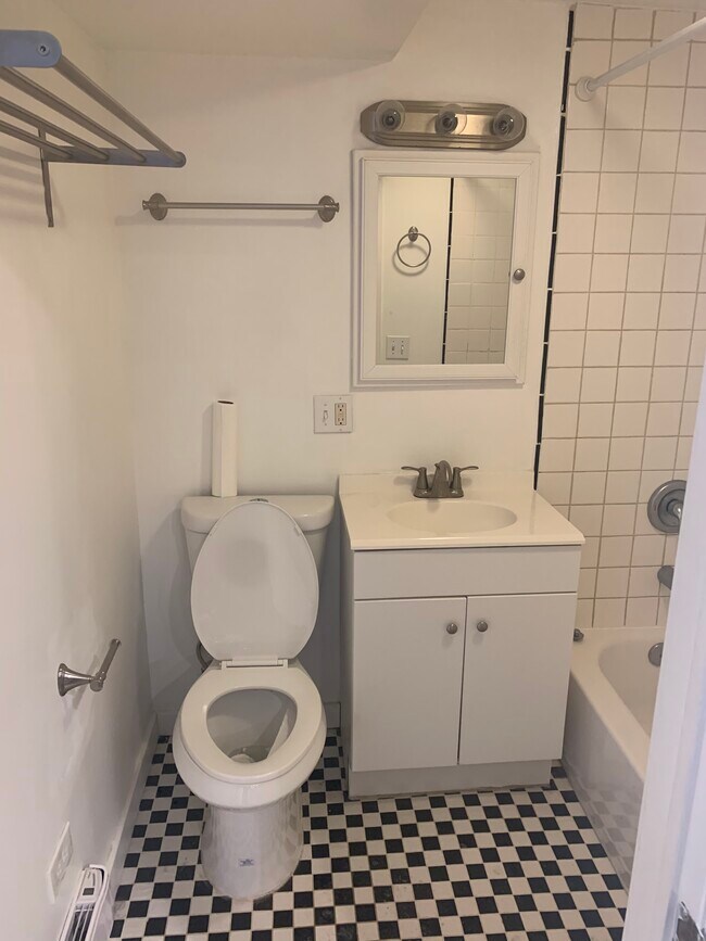 Foto del edificio - 710 N Rockwell St