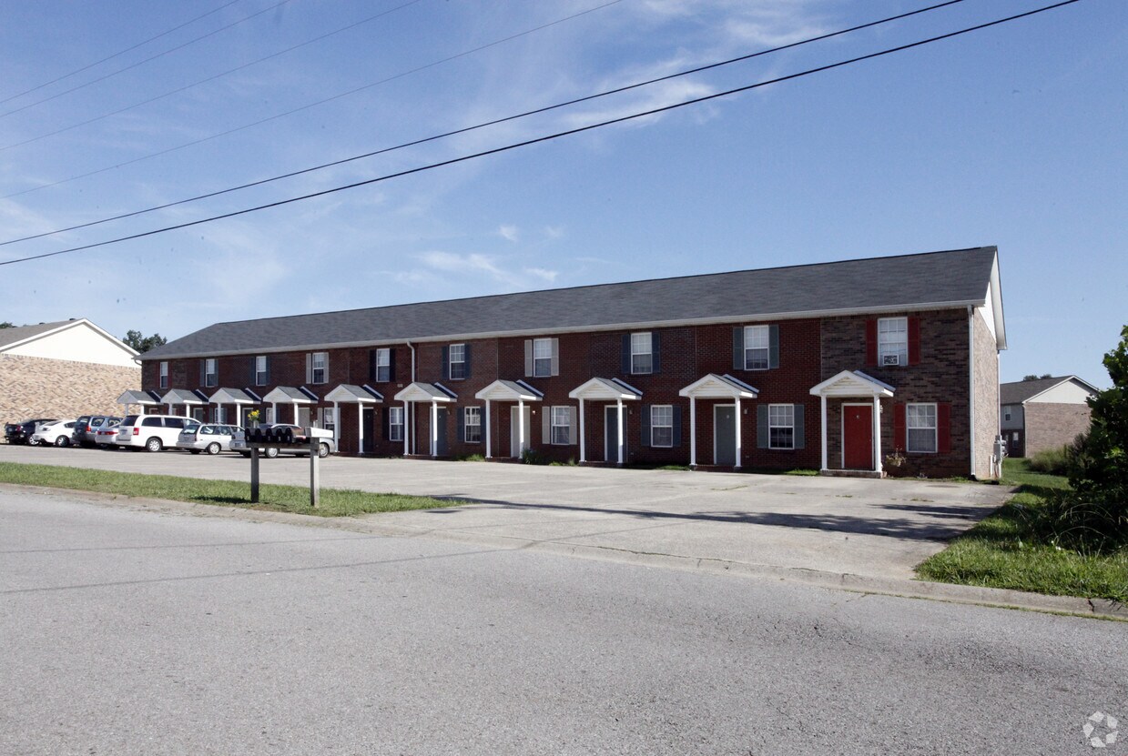 Turtle Creek Townhomes Apartments in Clarksville, TN