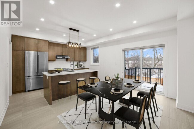 Building Photo - 42 Wind Tree Wy