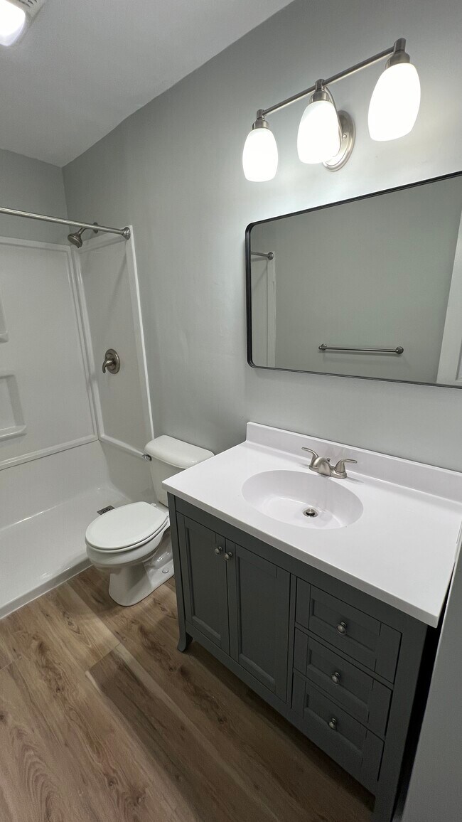 10 Golfview, Savoy, IL 61874 Townhome Rentals in Savoy IL