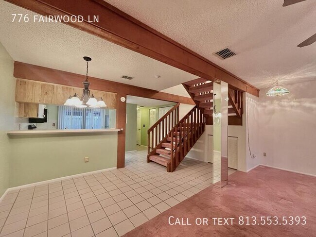 Foto del edificio - 776 Fairwood Ln