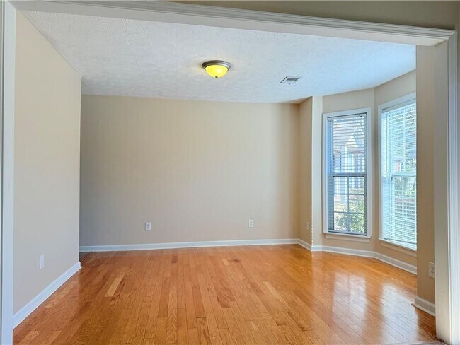 Foto del edificio - 975 Brushy Creek Ct