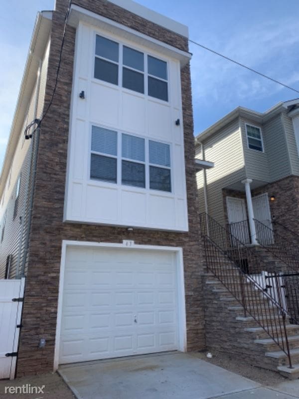 Primary Photo - 47 N 7th St