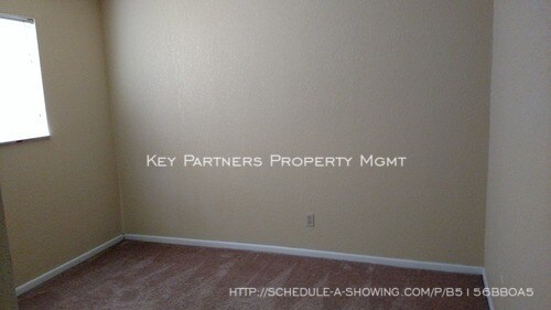 Foto del edificio - 1815 E 97th Street-Better than New!