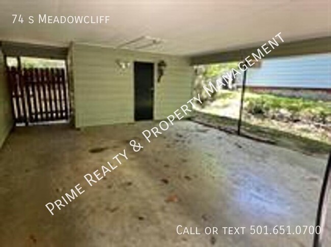 Building Photo - 74 S Meadowcliff Dr