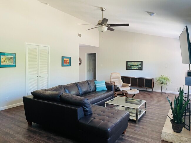 Building Photo - 11502 Murcia Dr