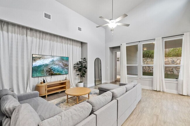 Building Photo - 11102 1/2 Charger Way-SI ID1363554P